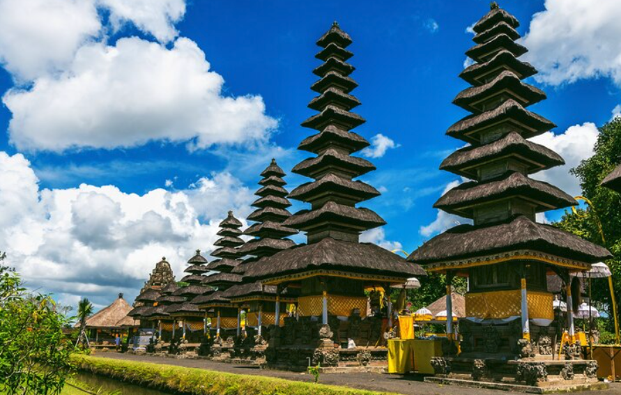 Fine dining setup at Locavore Ubud Bali
