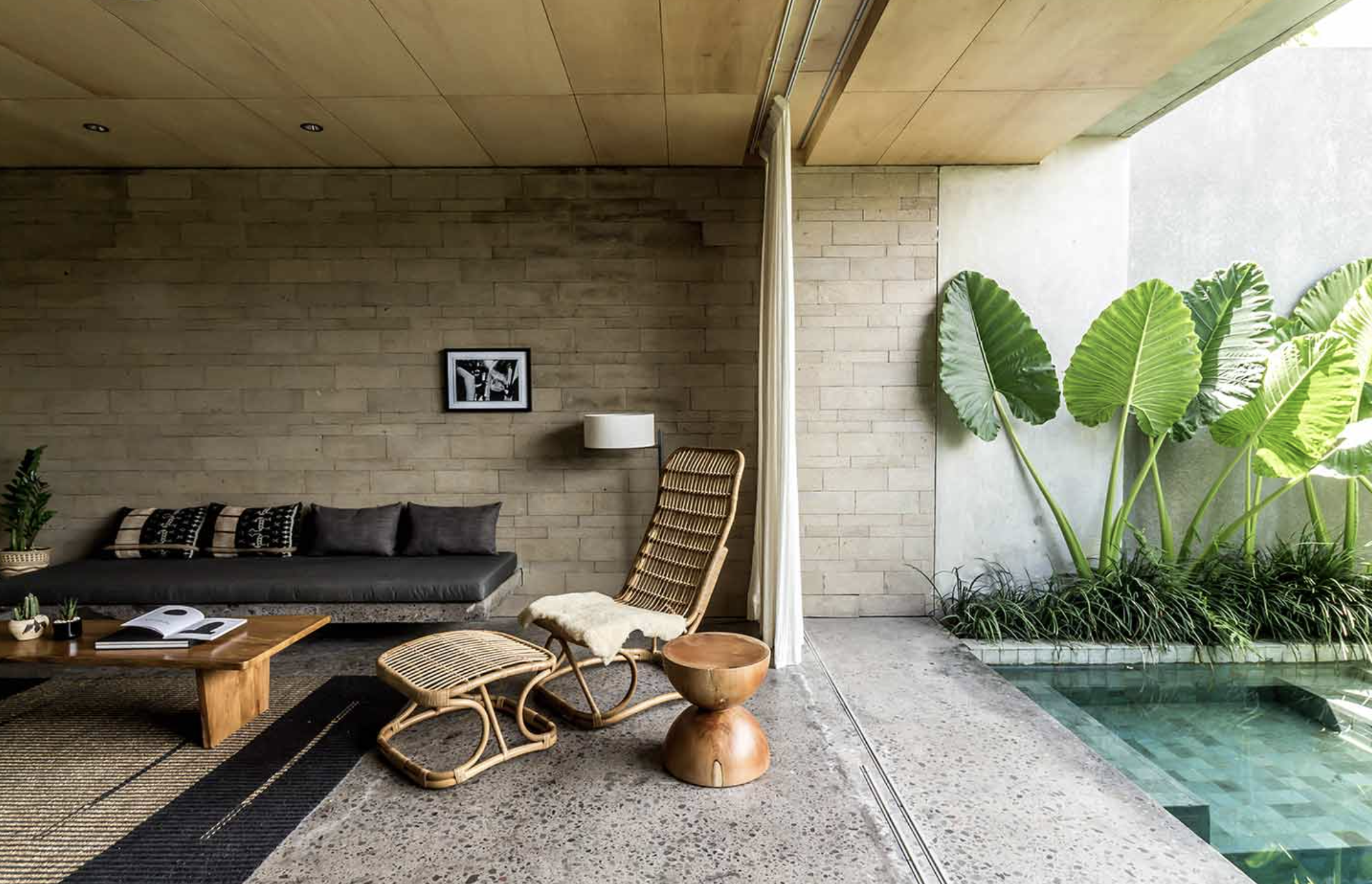 The Slow – Artistic Boutique Experience